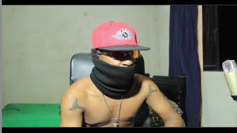 Snapshot of ghettolife2020 chatting on 01-19-25, 02:04 ghettolife2020 online show from 01-19-25, 02:04