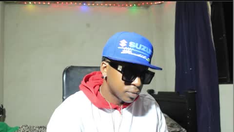 Snapshot of ghettolife2020 chatting on 09-19-25, 12:02 ghettolife2020 online show from 09-19-25, 12:02