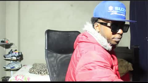 Snapshot of ghettolife2020 chatting on 10-14-25, 05:58 ghettolife2020 online show from 10-14-25, 05:58