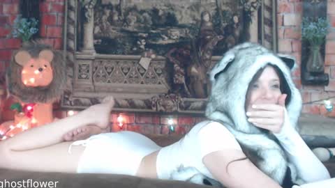 Snapshot of ghostflower chatting on 01-11-25, 06:23 ghostflower online show from 01-11-25, 06:23