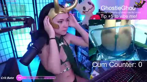 Snapshot of ghostieghoo chatting on 07-17-26, 08:14 Ghostie online show from 07-17-26, 08:14