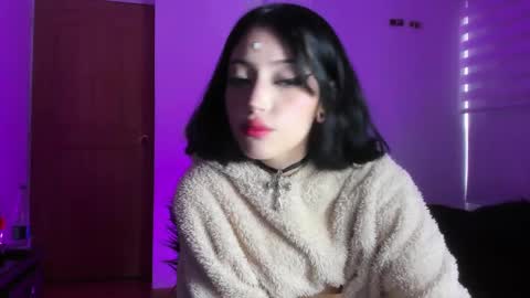 Snapshot of ghostly_doll chatting on 02-17-25, 09:30 ghostly_doll online show from 02-17-25, 09:30