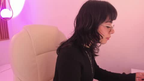 Snapshot of ghostmila chatting on 04-11-26, 03:44 Milaa online show from 04-11-26, 03:44