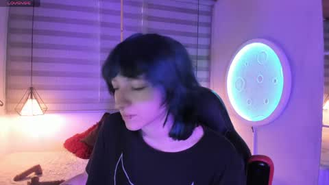 Allison  online show from 04-16-26, 01:01