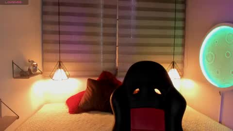 Snapshot of ghosty_doll chatting on 05-01-26, 01:16 Allison online show from 05-01-26, 01:16