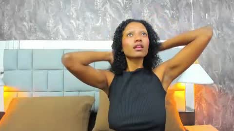 Snapshot of gia_bell chatting on 07-05-26, 03:30 gia_bell online show from 07-05-26, 03:30