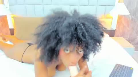Snapshot of gia_bell chatting on 07-14-26, 02:23 gia_bell online show from 07-14-26, 02:23