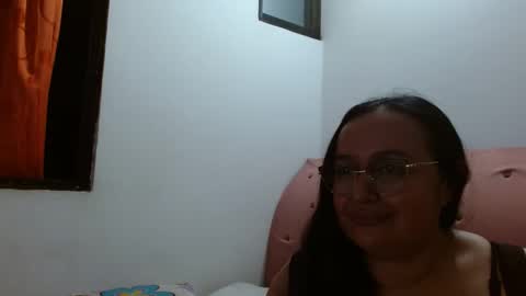 Snapshot of gia_nahomi chatting on 02-03-25, 11:47 nahomi online show from 02-03-25, 11:47