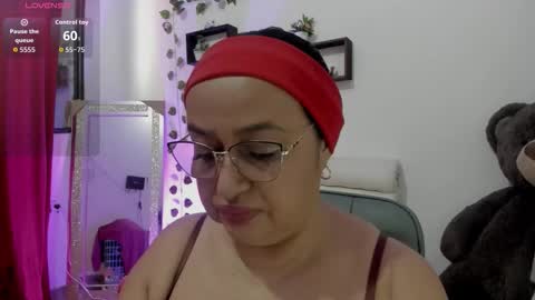 Snapshot of gia_nahomi chatting on 10-05-25, 04:05 nahomi online show from 10-05-25, 04:05