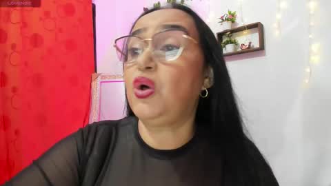 Snapshot of gia_nahomi chatting on 12-13-25, 10:15 nahomi online show from 12-13-25, 10:15