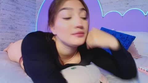 Gia online show from 04-14-26, 08:26