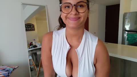Gianella  online show from 04-15-26, 08:31