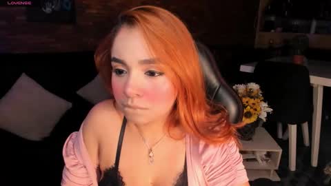 Gia  online show from 10-11-25, 07:18