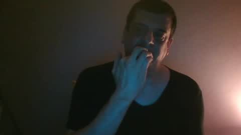 Snapshot of giaco1982 chatting on 11-17-25, 06:19 samuel online show from 11-17-25, 06:19