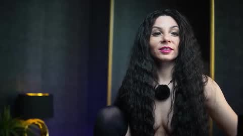  Gia  online show from 01-14-26, 09:42