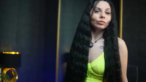  Gia  online show from 02-08-26, 09:40