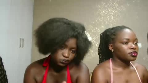 Snapshot of gianna_jaycee chatting on 11-30-25, 03:38 Gianna online show from 11-30-25, 03:38