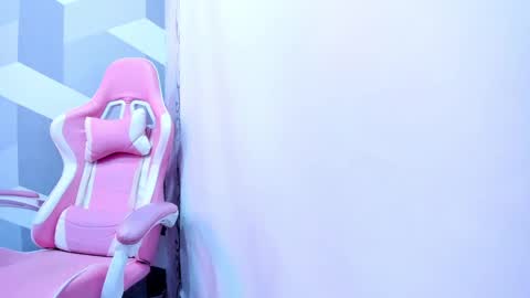 Snapshot of gianna_watson chatting on 02-27-25, 01:17 gianna_watson online show from 02-27-25, 01:17