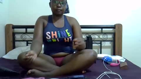 Snapshot of giannah01 chatting on 11-03-25, 01:19 Giannah online show from 11-03-25, 01:19