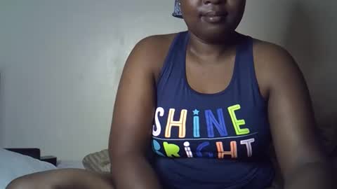 Snapshot of giannah01 chatting on 11-13-25, 03:38 Giannah online show from 11-13-25, 03:38