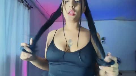 Giana Roberts online show from 11-04-25, 12:04