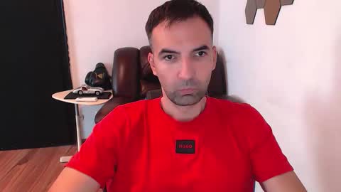 Gianni online show from 10-12-25, 12:26