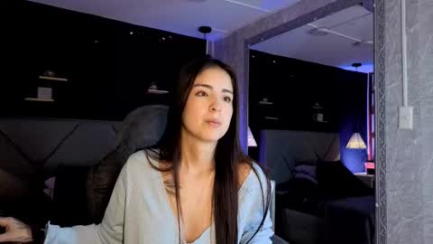 Gia online show from 10-10-25, 12:04