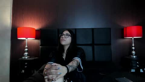 Gia and Tx online show from 05-18-26, 08:14
