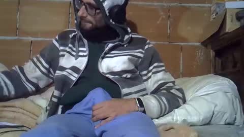 Snapshot of gicobest chatting on 02-04-26, 10:21 Corrado online show from 02-04-26, 10:21