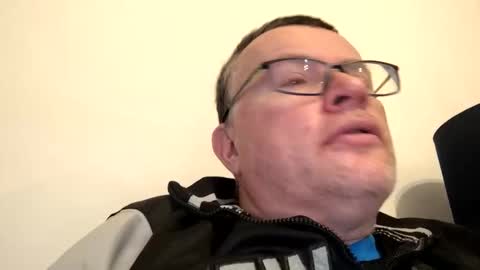 Snapshot of giddyup2222222 chatting on 01-12-26, 09:36 giddyup2222222 online show from 01-12-26, 09:36