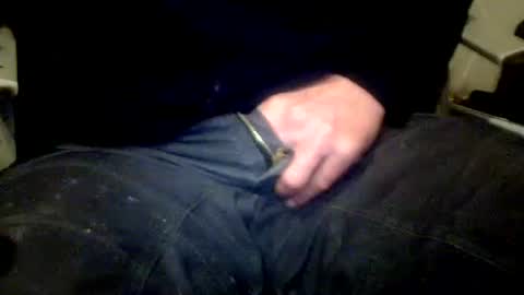 Snapshot of giftedbiker11 chatting on 02-01-25, 06:43 giftedbiker online show from 02-01-25, 06:43