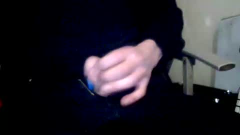 Snapshot of giftedbiker11 chatting on 02-09-25, 04:25 giftedbiker online show from 02-09-25, 04:25