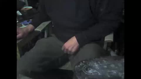 Snapshot of giftedbiker11 chatting on 02-23-25, 04:28 giftedbiker online show from 02-23-25, 04:28