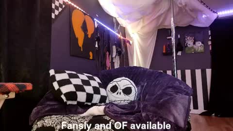 Giggles online show from 04-03-26, 04:05