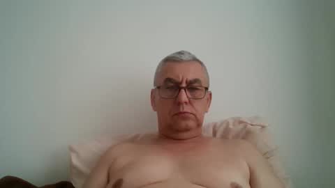 Snapshot of gigi1970 chatting on 03-23-26, 01:26 gigi1970 online show from 03-23-26, 01:26