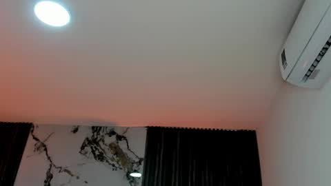 Snapshot of gigiidoll chatting on 02-26-26, 11:09 Gigi Doll online show from 02-26-26, 11:09