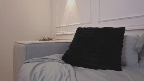 Snapshot of giigii_hadidd chatting on 06-19-26, 07:06 Giigii Hadid online show from 06-19-26, 07:06
