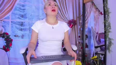 Snapshot of gilakat chatting on 01-01-25, 04:39 gilakat online show from 01-01-25, 04:39