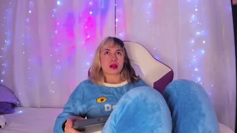 Snapshot of gilakat chatting on 01-15-25, 07:59 gilakat online show from 01-15-25, 07:59