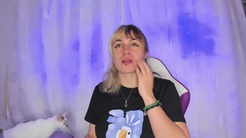 Snapshot of gilakat chatting on 01-21-25, 08:08 gilakat online show from 01-21-25, 08:08