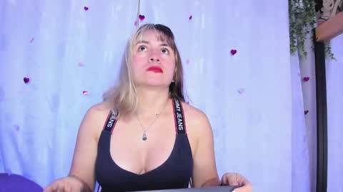 Snapshot of gilakat chatting on 03-01-25, 06:35 gilakat online show from 03-01-25, 06:35