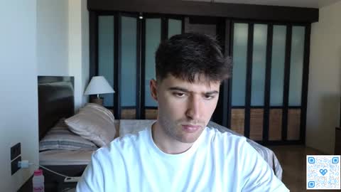 Snapshot of gilbertogonzales chatting on 12-16-25, 03:44 gilbertogonzales online show from 12-16-25, 03:44