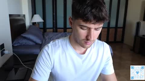 Snapshot of gilbertogonzales chatting on 12-19-25, 03:02 gilbertogonzales online show from 12-19-25, 03:02