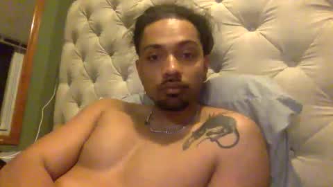 Snapshot of gilbone_gattsby chatting on 04-08-26, 07:08 gilbone_gattsby online show from 04-08-26, 07:08