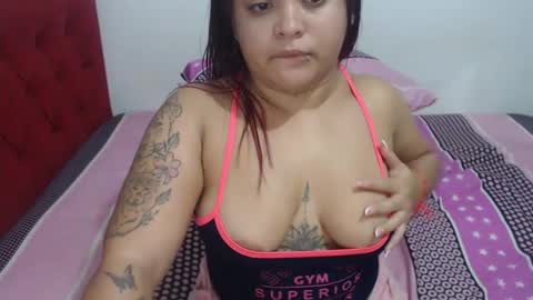 Snapshot of gimena_ass chatting on 01-16-25, 12:12 Gimena online show from 01-16-25, 12:12