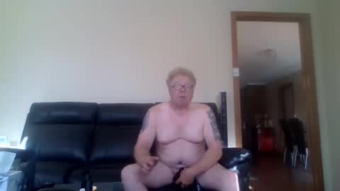 Snapshot of gimmmieoooo chatting on 03-05-26, 07:04 gimmmieoooo online show from 03-05-26, 07:04