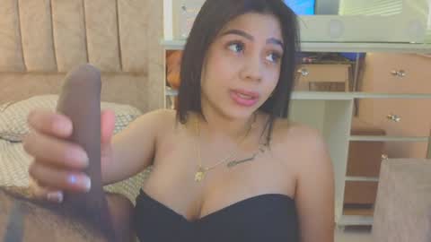 O GINA AND AKEMI    online show from 09-12-25, 10:37