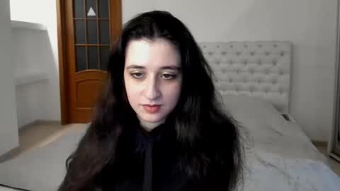 Kate online show from 01-17-25, 09:39