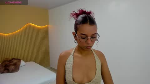 Snapshot of ginamorelo chatting on 05-30-26, 12:35 G I A N A online show from 05-30-26, 12:35
