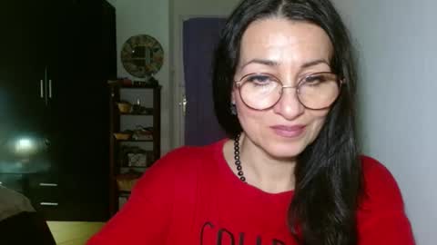 Snapshot of ginaoneon chatting on 12-25-24, 10:48 GinaONeon online show from 12-25-24, 10:48